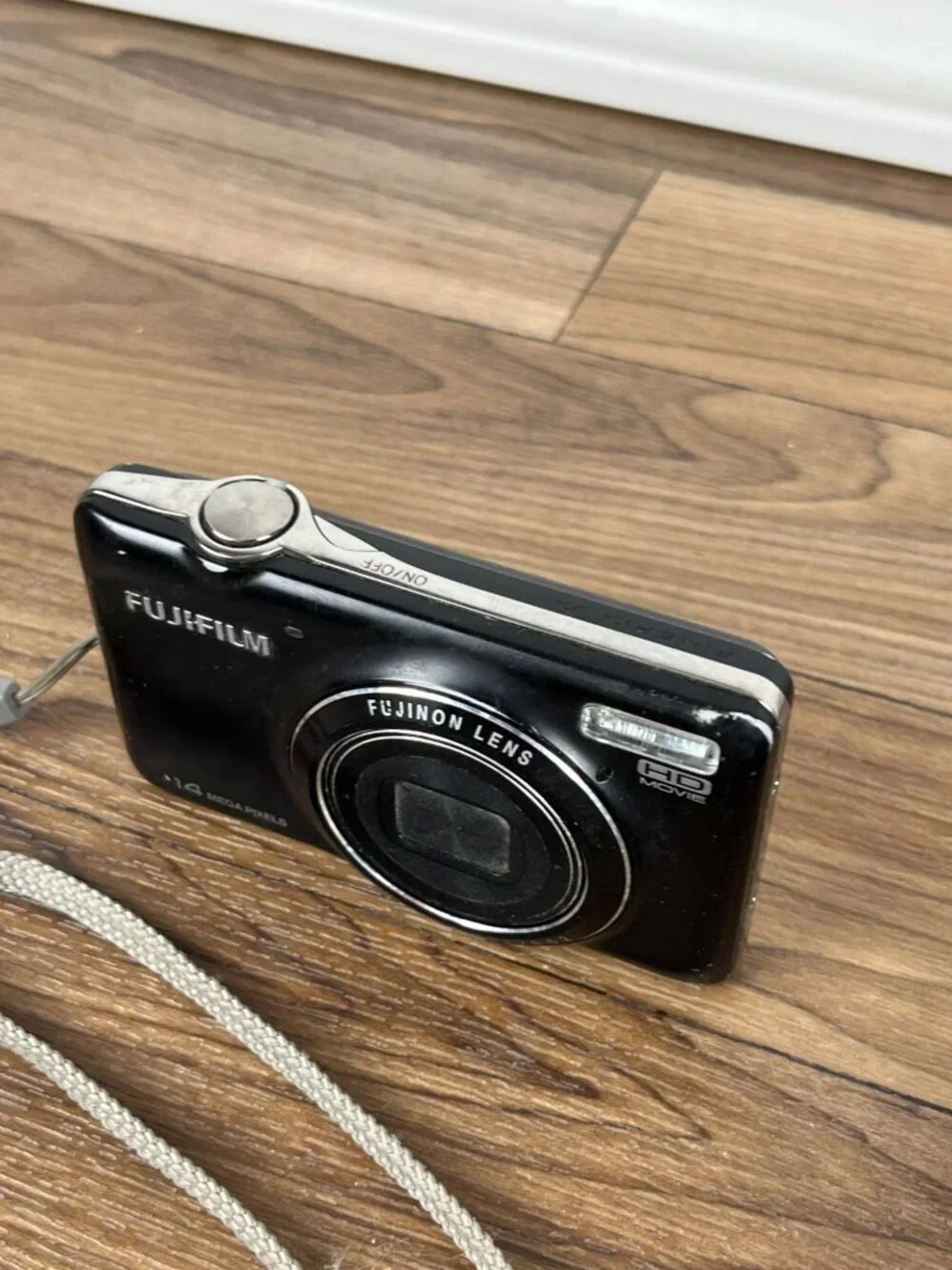 Fujifilm FinePix JX370 Digital Camera READ DESC FOR PARTS W BOX
